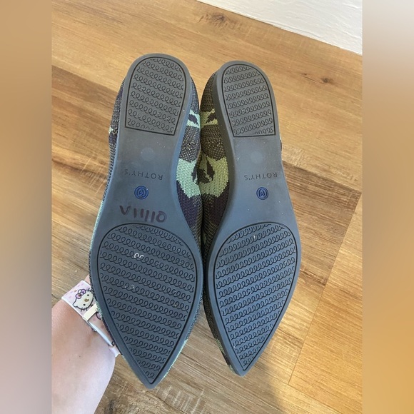Rothy's The Point Olive Camo Knit Flats Size 7.5 - Picture 3 of 7